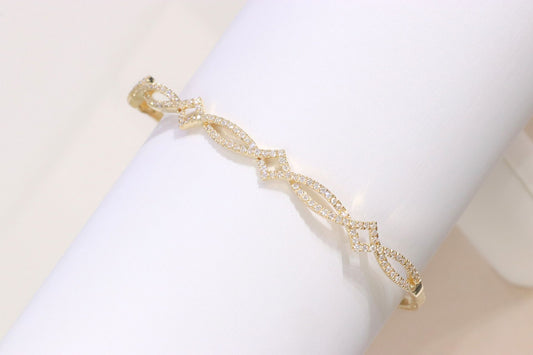 14K Yellow Gold Diamond Bangle