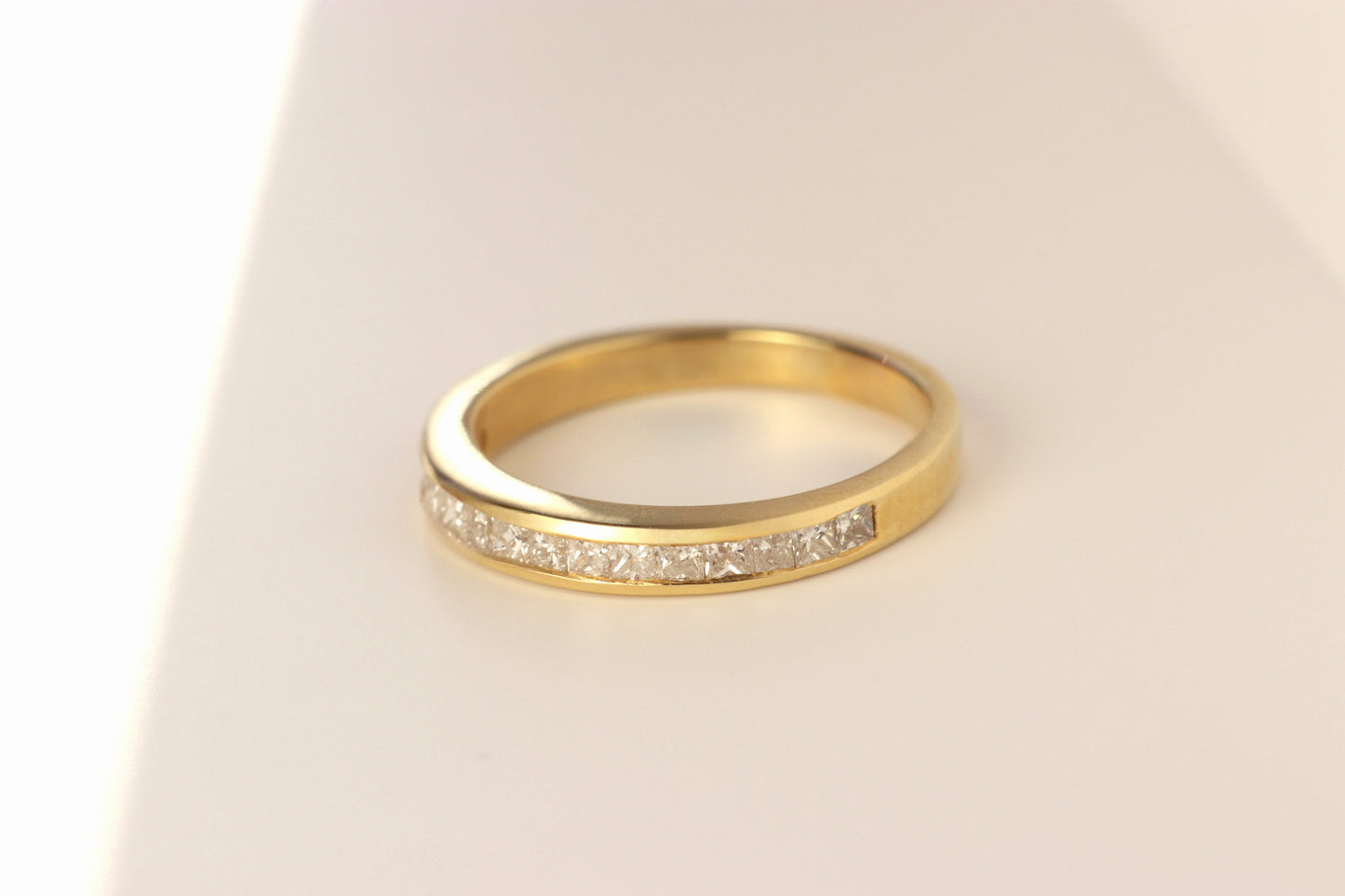 18K Yellow Gold Diamond Ring